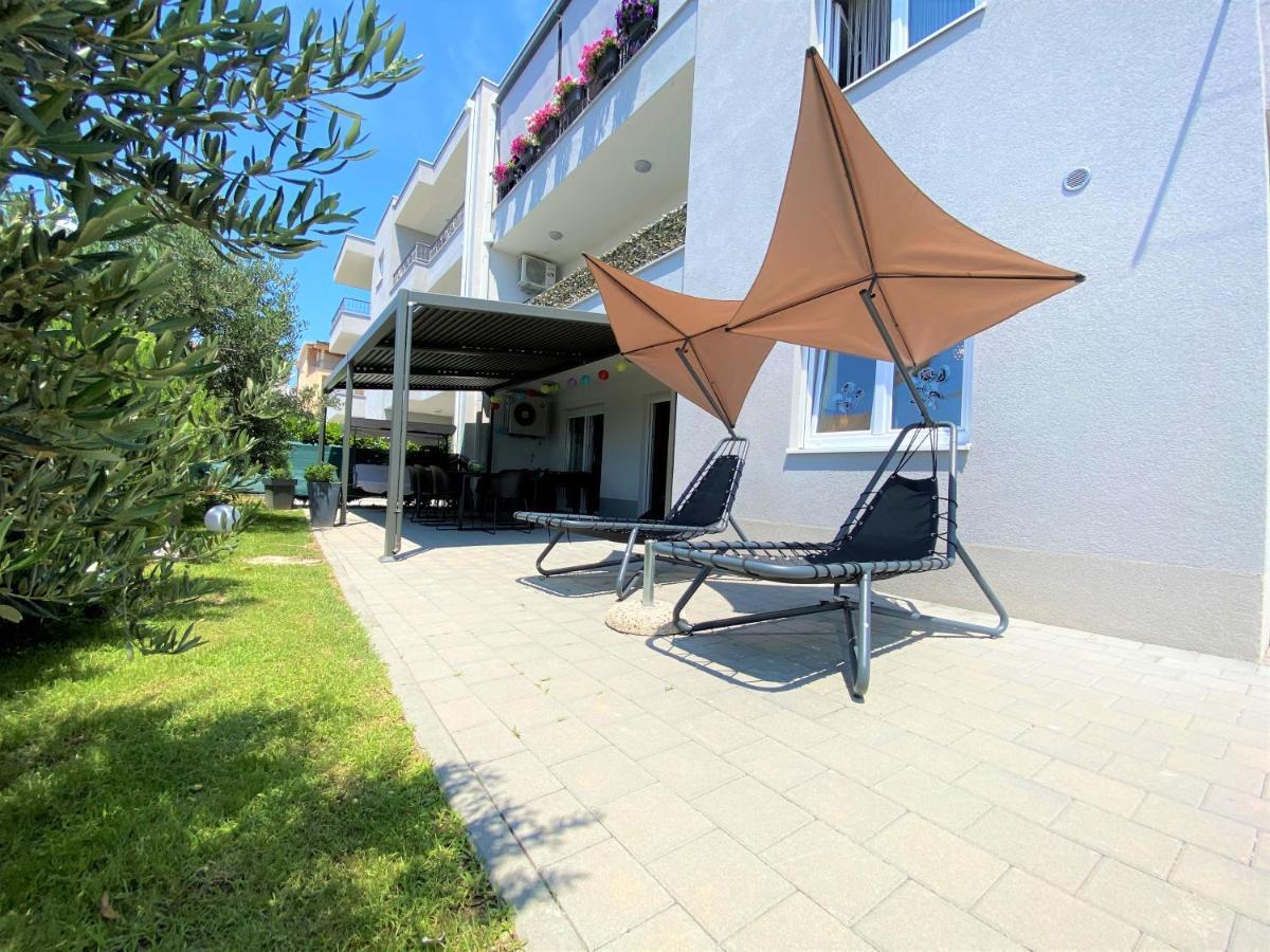 Lux Apartment Sea Shell With Jacuzzi 马卡尔斯卡 外观 照片